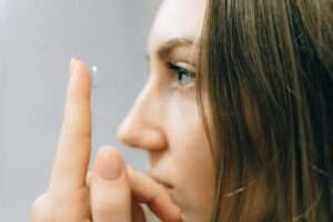 Your Clear Vision: A Guide to Contact Lenses and Eye Lens Care