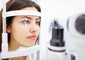 New to Oakville? Here’s How to Find the Right Eye Care Provider