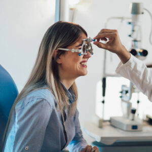 Eye Doctor in Oakville for Eye Examination at Rebecca Optical